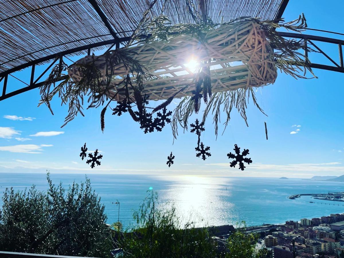 Sotto Le Stelle ...Il Mare Hotel Pietra Ligure Exterior photo